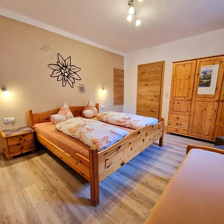 Haus Daheim * Sankt Leonhard im Pitztal