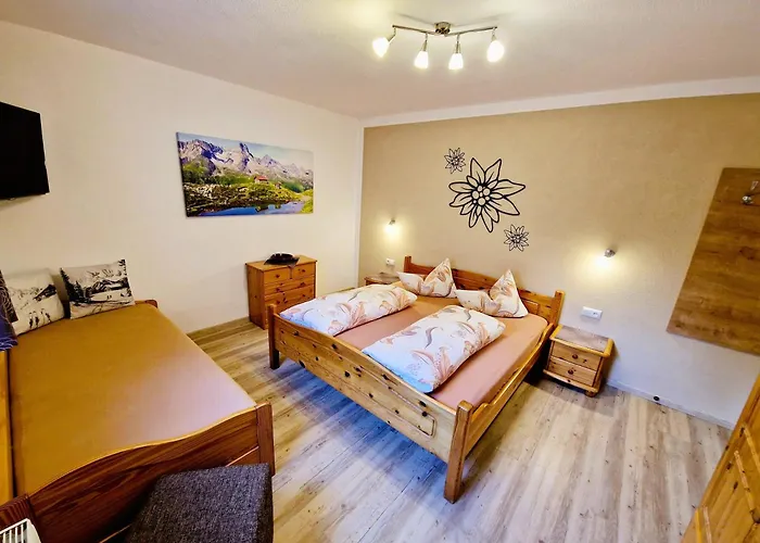 Haus Daheim * Sankt Leonhard im Pitztal