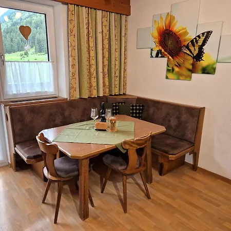 Haus Daheim Sankt Leonhard im Pitztal